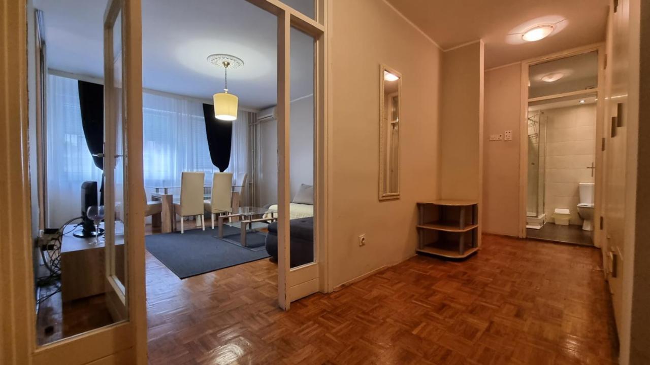 Slavija Square Apartments Beograd Bagian luar foto