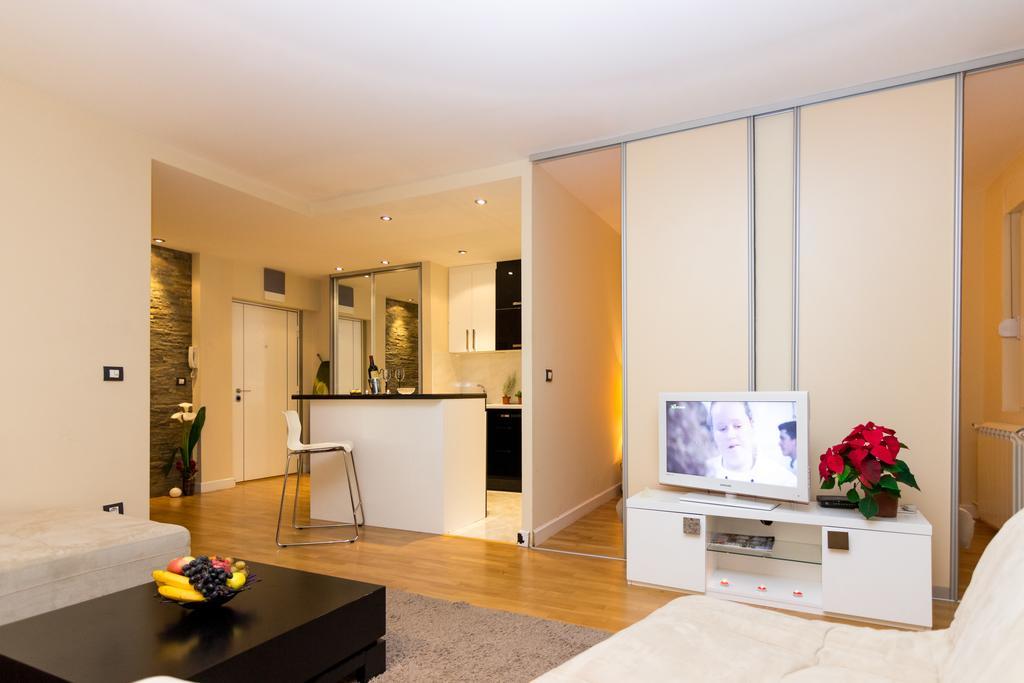 Slavija Square Apartments Beograd Ruang foto