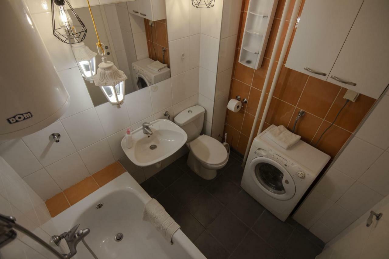 Slavija Square Apartments Beograd Bagian luar foto