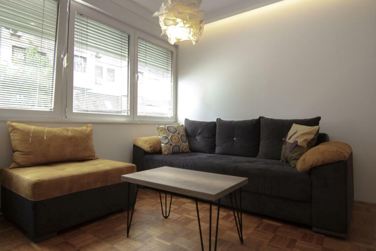 Slavija Square Apartments Beograd Bagian luar foto